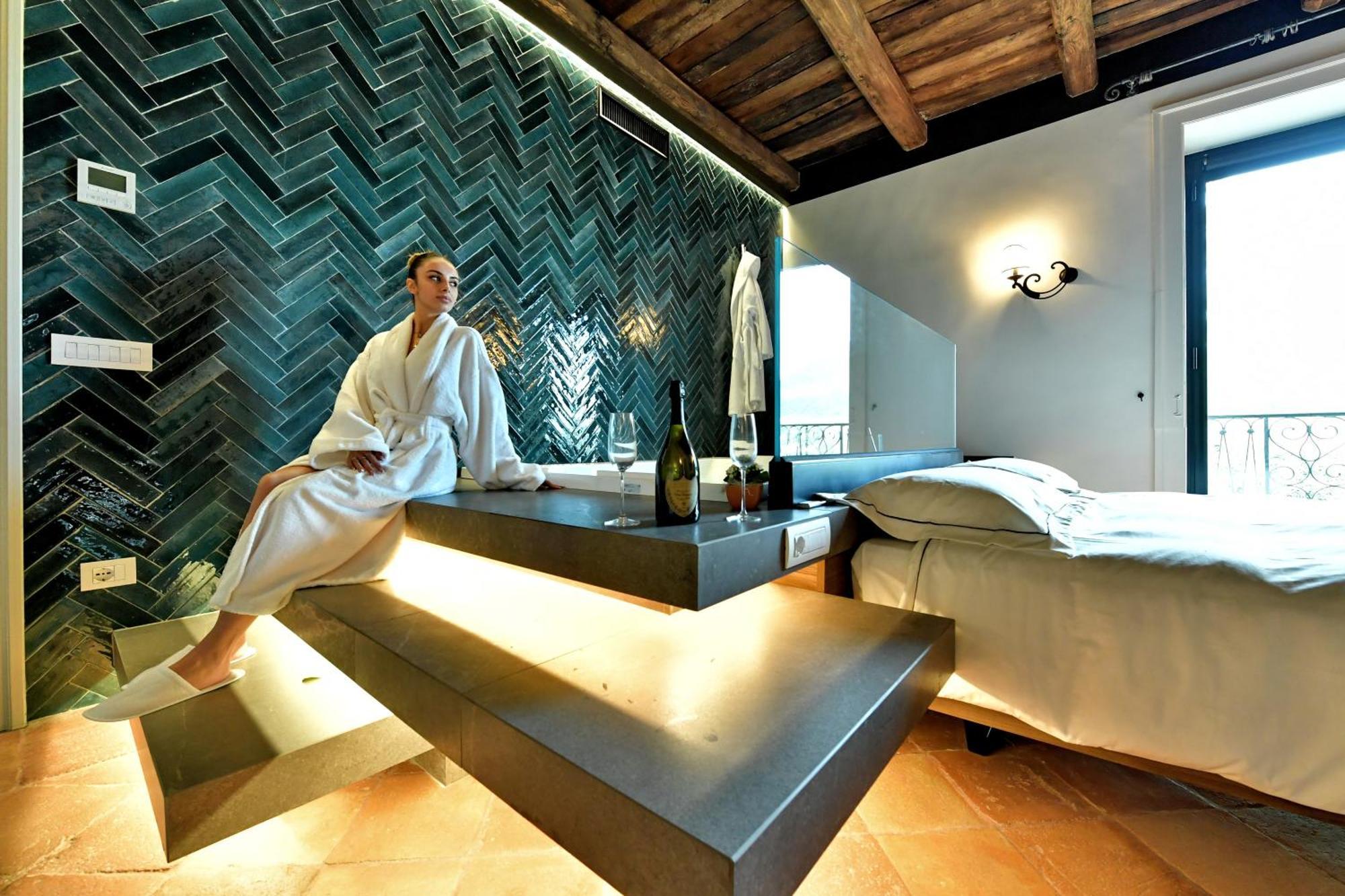 In Costa Relais & Luxury Suites Vietri Eksteriør billede