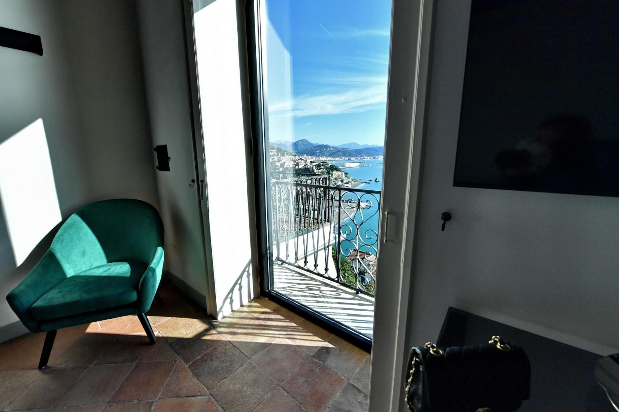 In Costa Relais & Luxury Suites Vietri Eksteriør billede
