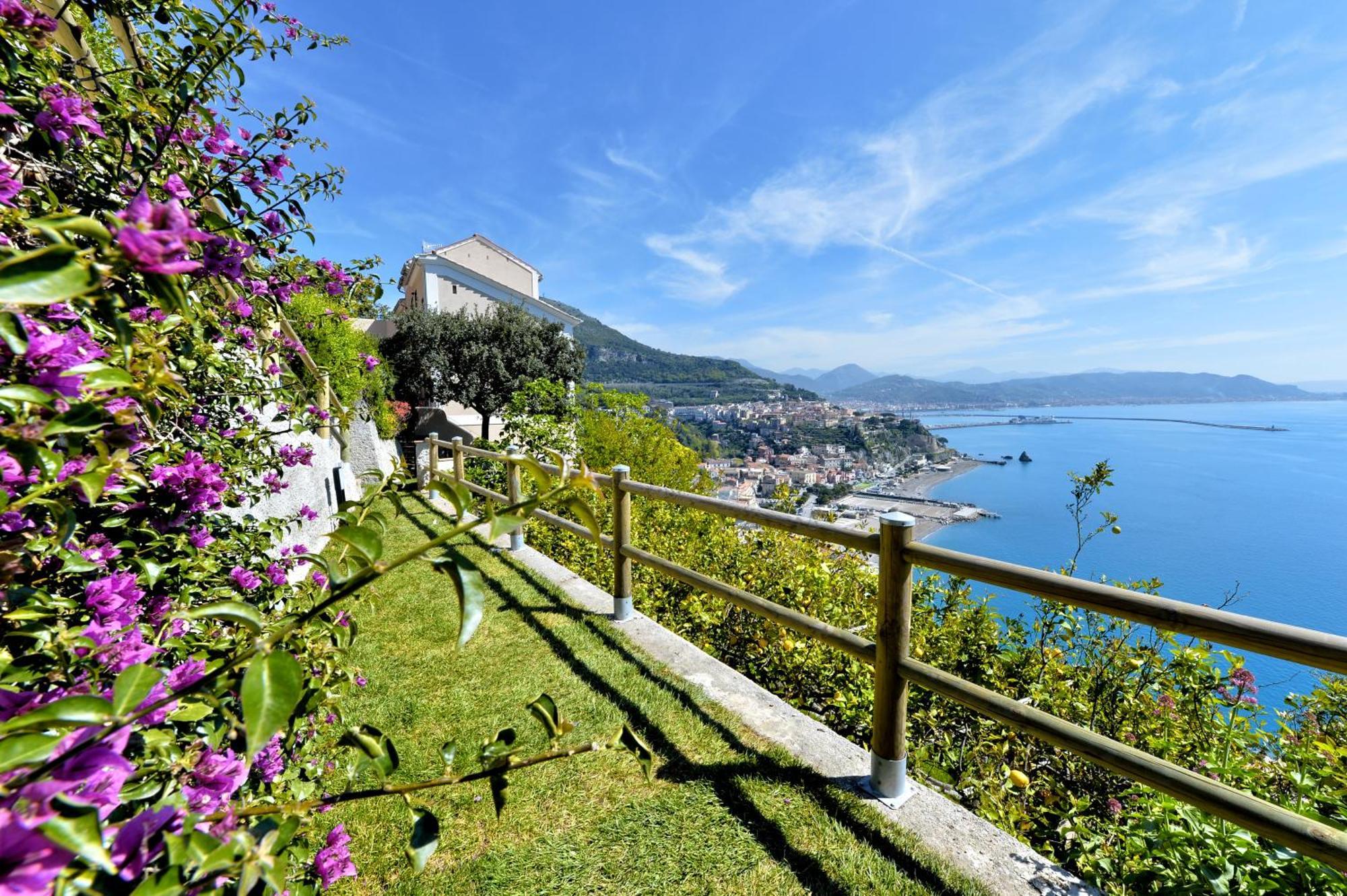 In Costa Relais & Luxury Suites Vietri Eksteriør billede