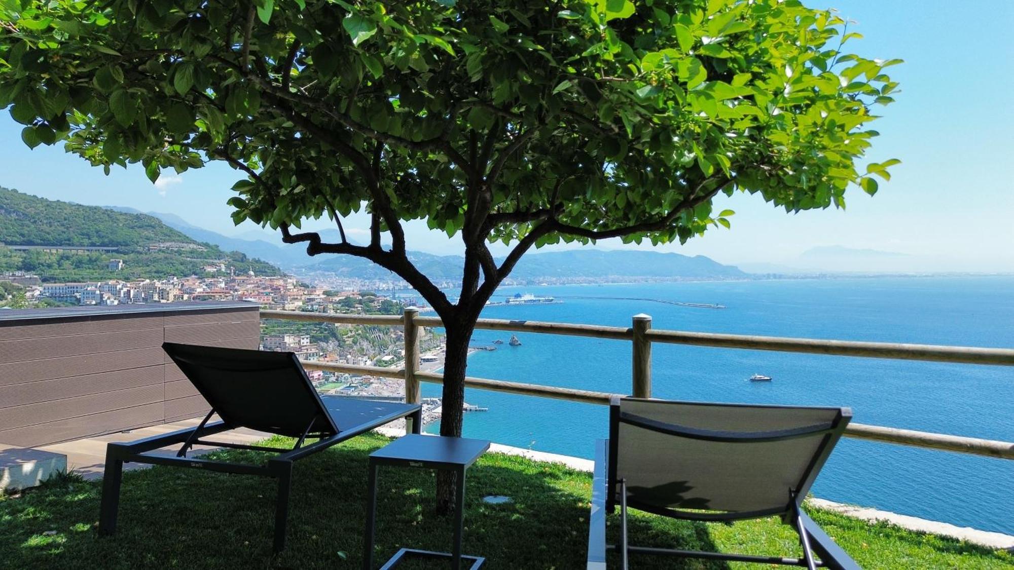 In Costa Relais & Luxury Suites Vietri Eksteriør billede
